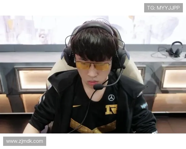 CSGO战术解析RNG战队快攻体系的运用与优势探讨 CSGO战术解析RNG战队快攻体系的运用与优势探讨