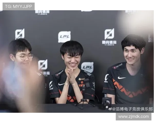 RNG在冠军杯积分榜上以88分稳居第一位置展现强劲实力