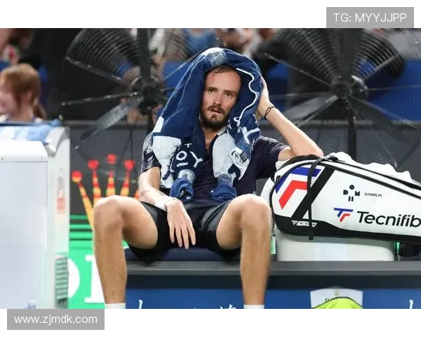 上海网球队技术实力强劲荣登全国网球技术排行榜第三名 上海网球队技术实力强劲荣登全国网球技术排行榜第三名