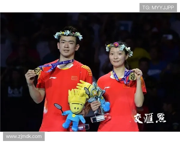 南京街舞队在世界攀岩锦标赛中的团队协作表现精彩点评与分析