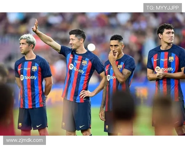 武汉极限运动队配合引发热议运动员间默契与争议的深度探讨 武汉极限运动队配合引发热议运动员间默契与争议的深度探讨