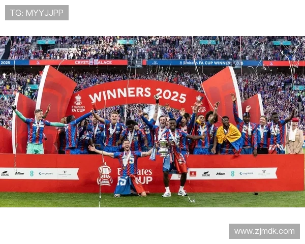 伊斯坦布尔主场迎战莱比锡双方争夺欧战小组出线关键战