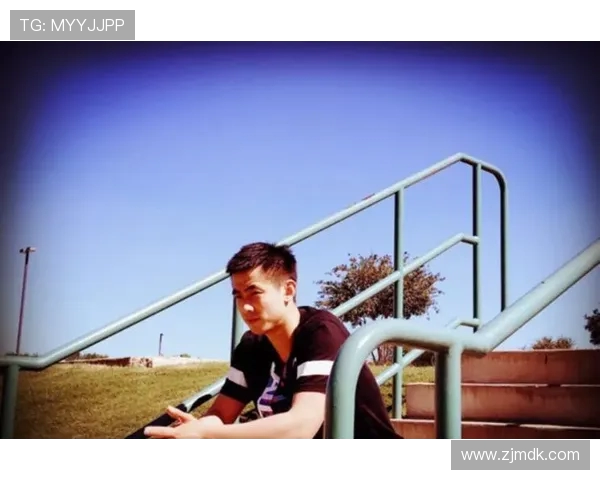 赵继伟：从青涩新星到篮球场上的领军人物的成长历程与辉煌成就