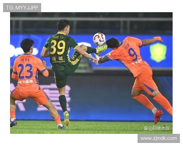 北京足球队技术争议引发热议球迷与专家各抒己见探讨战术与裁判判罚