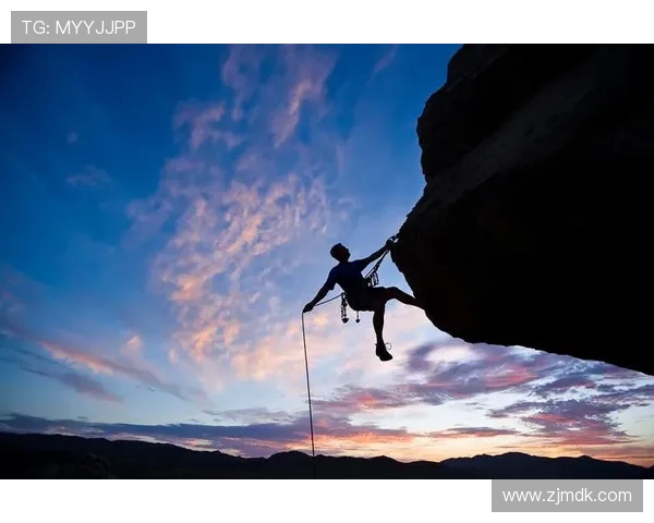 上海极限运动队在世界攀岩锦标赛中的战术分析与表现评估 上海极限运动队在世界攀岩锦标赛中的战术分析与表现评估