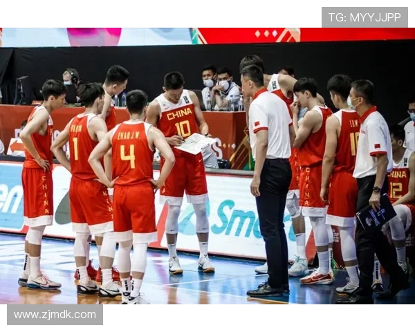 南京篮球队在世界杯预选赛中以92分高居积分榜首位展现强劲实力